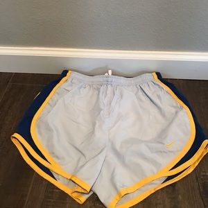 Nike tempo short. Size XS.